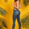 Jeans-levanta-cola-ofori-jeans-colombianos-jeans-